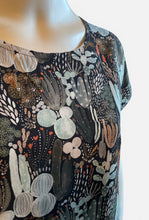 Load image into Gallery viewer, Boxy Top, Cacti