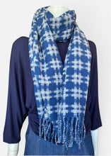 Load image into Gallery viewer, Winter Scarf - Grid/Navy