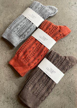 Load image into Gallery viewer, Travastere, Cotton Crew Socks