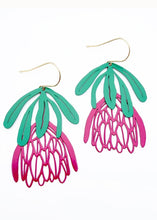 Load image into Gallery viewer, Protea Flower Earrings