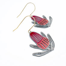 Load image into Gallery viewer, Midi Banksia Flower Dangles