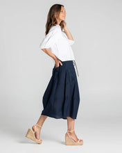 Load image into Gallery viewer, Guru skirt - Navy
