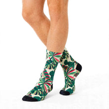 Load image into Gallery viewer, Red Fox Sox - size M - Leaf