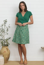Load image into Gallery viewer, Chameleon Reversible Skirt, Ivy/Camelia