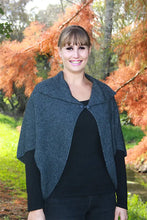 Load image into Gallery viewer, Weka Cape - Charcoal