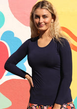 Load image into Gallery viewer, Round Neck L\S Top - Navy