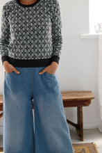 Load image into Gallery viewer, Gwen Jumper - Deco