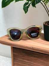 Load image into Gallery viewer, Sunglasses - Hepburns