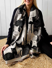Load image into Gallery viewer, Winter Scarf - Moggy/Red