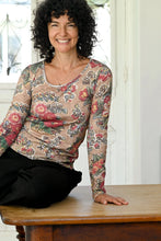 Load image into Gallery viewer, Ally Tee - Tan Floral