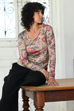 Load image into Gallery viewer, Ally Tee - Tan Floral