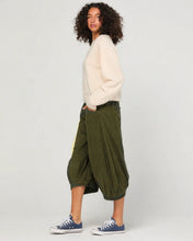 Load image into Gallery viewer, Guru Pant - Cord, Olive Green