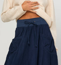 Load image into Gallery viewer, Guru skirt - Cord, Midnight Blue