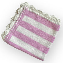 Load image into Gallery viewer, Crochet Edge Facewasher