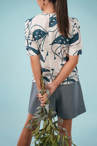 Martha Top - Blue/Off White, Woodcut Floral