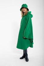 Load image into Gallery viewer, Danerain Poncho - Green