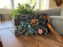 Load image into Gallery viewer, Wristlet Bag - Botanical Black