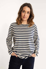 Load image into Gallery viewer, Danejubii Tee - Navy/Chalk