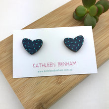 Load image into Gallery viewer, Heart studs