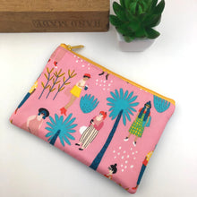 Load image into Gallery viewer, Large zip purse