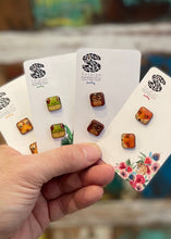 Load image into Gallery viewer, Animal earrings