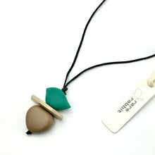 Load image into Gallery viewer, Plateau Bird Pendant