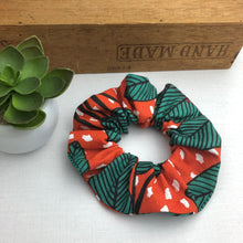 Load image into Gallery viewer, Scrunchie - Reds