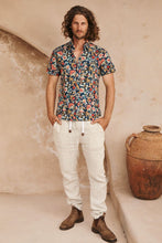 Load image into Gallery viewer, Men’s shirt - Frida