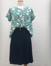Load image into Gallery viewer, Summer Flare Skirt - Navy