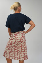 Load image into Gallery viewer, Tulip A-line Skirt - Red/Long - Size XS