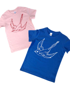 Kids tee - Swooping Swallow